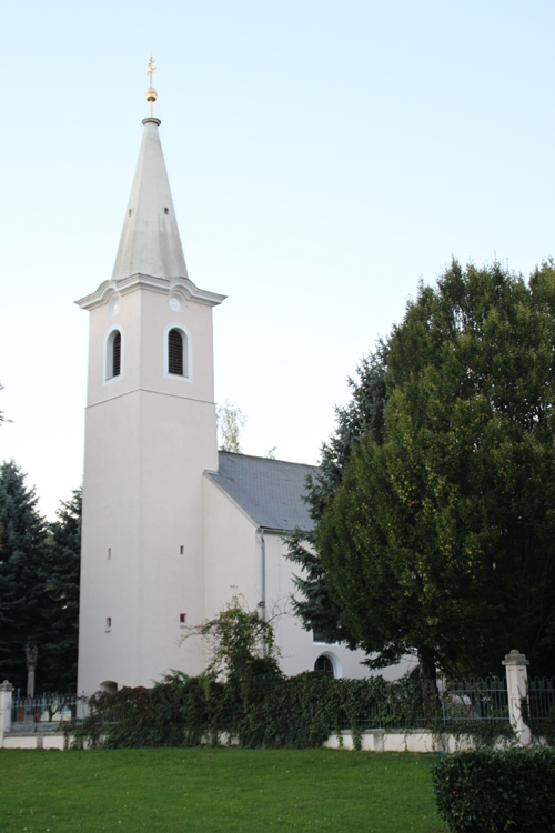 Kirche Kleinwarasdorf_500.jpg